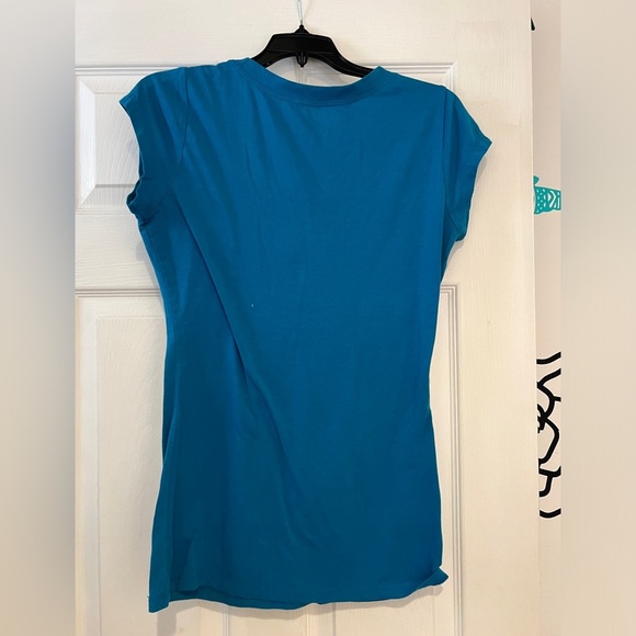 💙 Preloved Dots Blue Turquoise Top – Size Large, Stylish & Versatile ✨👗♻️ - Picture 2 of 3